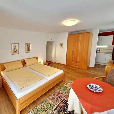 Adoris Ferienwohnungen Auf Der Lindauer Insel Lindau  Chambre photo